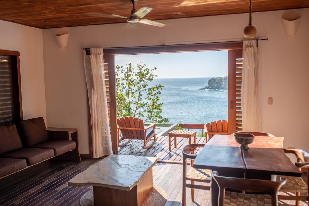 Aqua Oceanfront Hotel Resort El Gigante Dış mekan fotoğraf