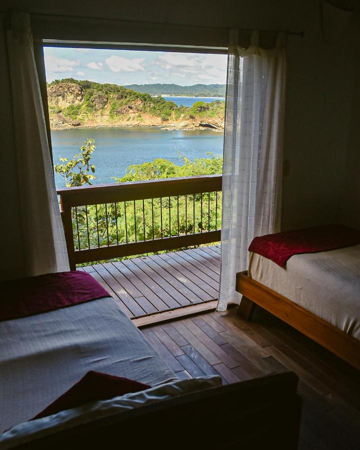 Aqua Oceanfront Hotel Resort El Gigante Dış mekan fotoğraf